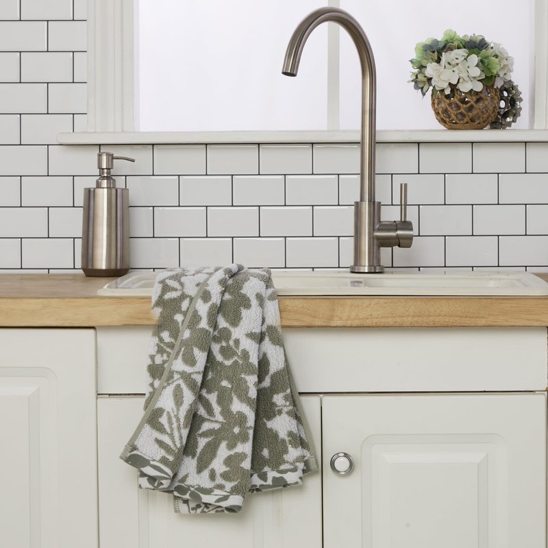 SKL Home CloudSoft/Bedford Floral 100% Cotton Luxury 4-Piece Towel Set, 600 GSM, Ultra Plush & Absorbent, Reversible Jacquard - 2 Bath Towels, 2 Hand Towels, Sage