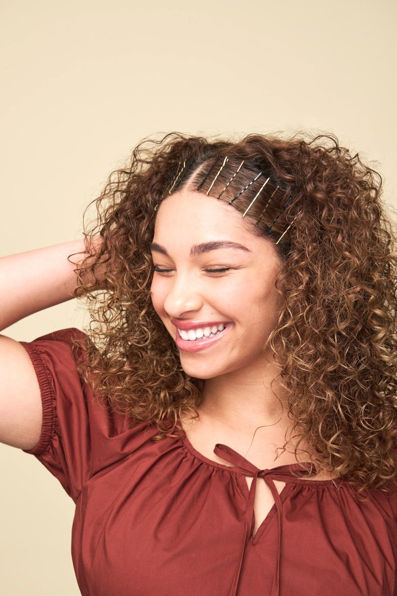 Goody 255-Piece Black Bobby Pin Kit with Magnetic Holder - Ultra-Strong All-Day Hold for Thick, Thin & Curly Hair - Tangle-Free Salon Quality Hair Pins for Updos, Everyday Styling & Events