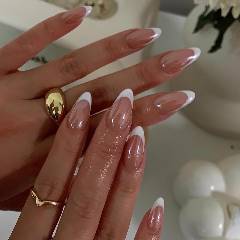 Qsnidy Press-On Nails - Medium Glazed Nude with White French Tips | Almond Chrome Acrylic, 30-Piece Kit in 15 Sizes