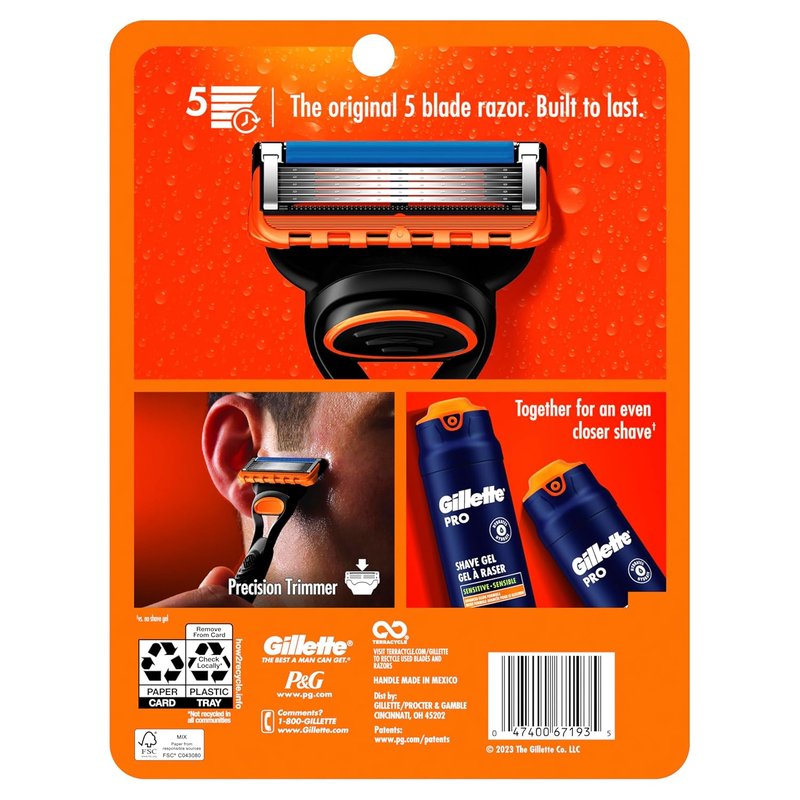 Gillette Fusion5 Razor for Men - Close Shave with 5 Blade Refills & Lubrastrip | Ergonomic Handle