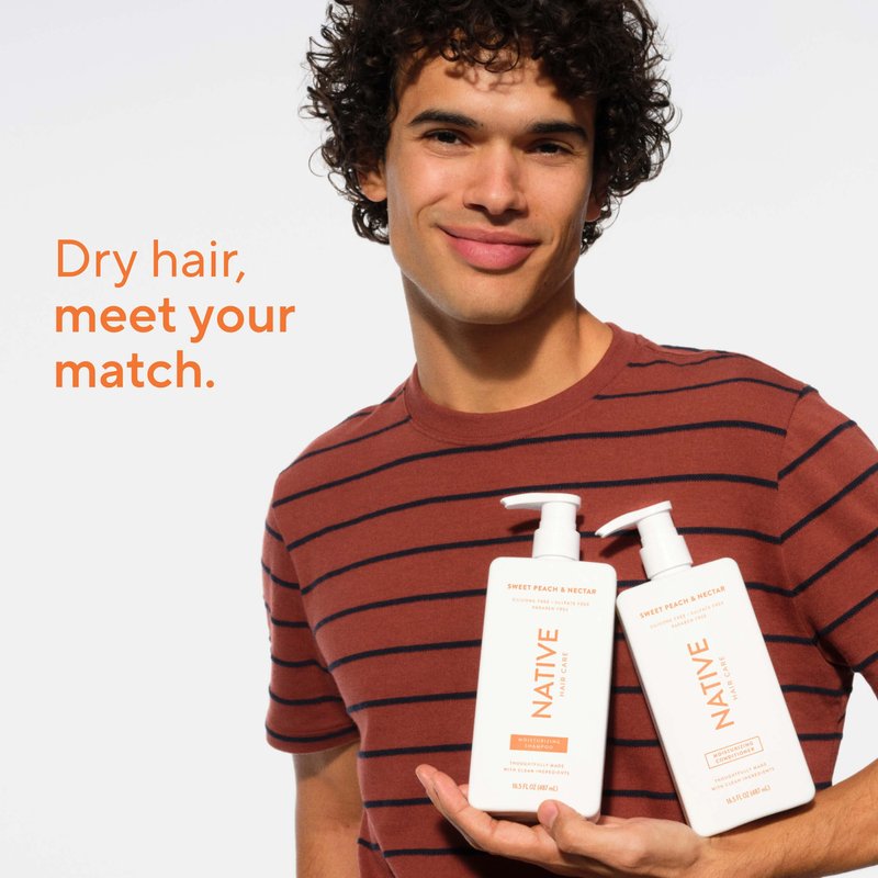 Native Moisturizing Shampoo Sweet Peach & Nectar 16.5 fl Oz.