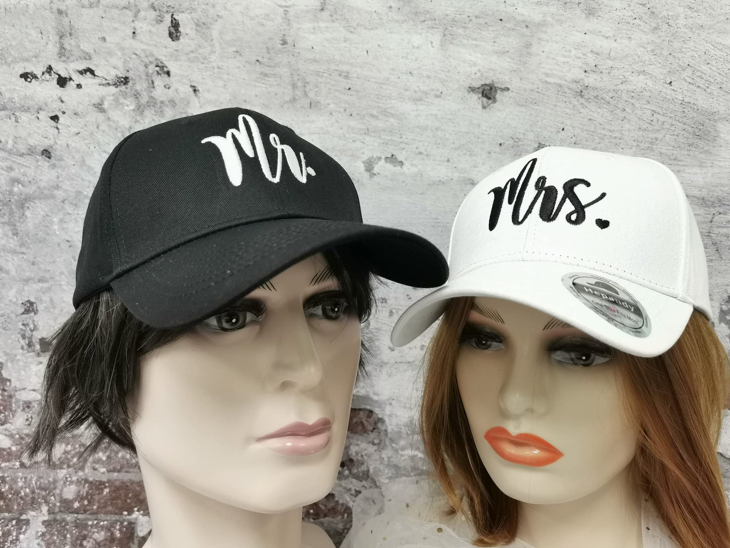 Mr and Mrs Hats, Embroidered Baseball Caps, Honeymoon and Wedding Gift for Couples, Black & White Bride Groom Matching Hats, Bridal Gift