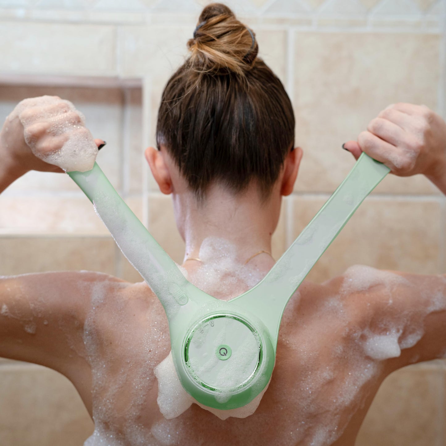 Aurelux Electric Body Brush Back Scrubber for Shower, Waterproof Rechargeable Bath & Body Brush with Long Dual Handle, 5 Heads, 2 Speeds, Nylon Bristles for Cleansing, Exfoliating and Massaging Skin