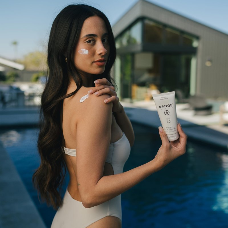 Range Essentials Unscented Mineral Sunscreen Lotion SPF 30, Reef-Safe, Travel Size, Fragrance-Free, Zinc Oxide, Broad Spectrum, Water-Resistant 80 Minutes, UVA UVB Protection, Face Body, 3.3oz (100mL)