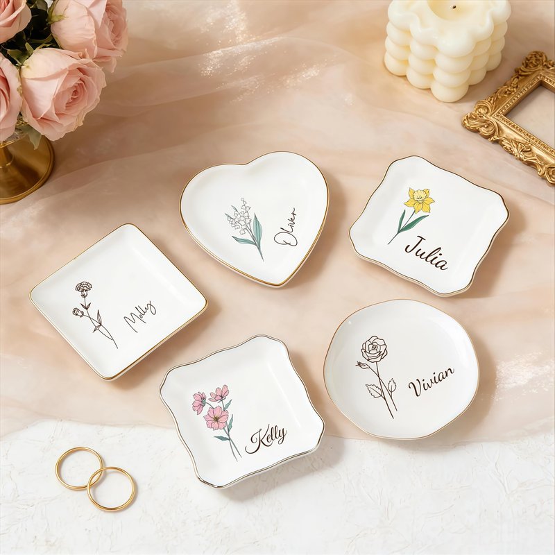 KeenlyMade Custom Ceramic Ring Dish, Personalized Jewelry Tray with Name Birthday Flower, Earrings Necklaces Bracelet Watch Keys Trinket Holder, Mothers Day Bridesmaid Bestie Gift for Women