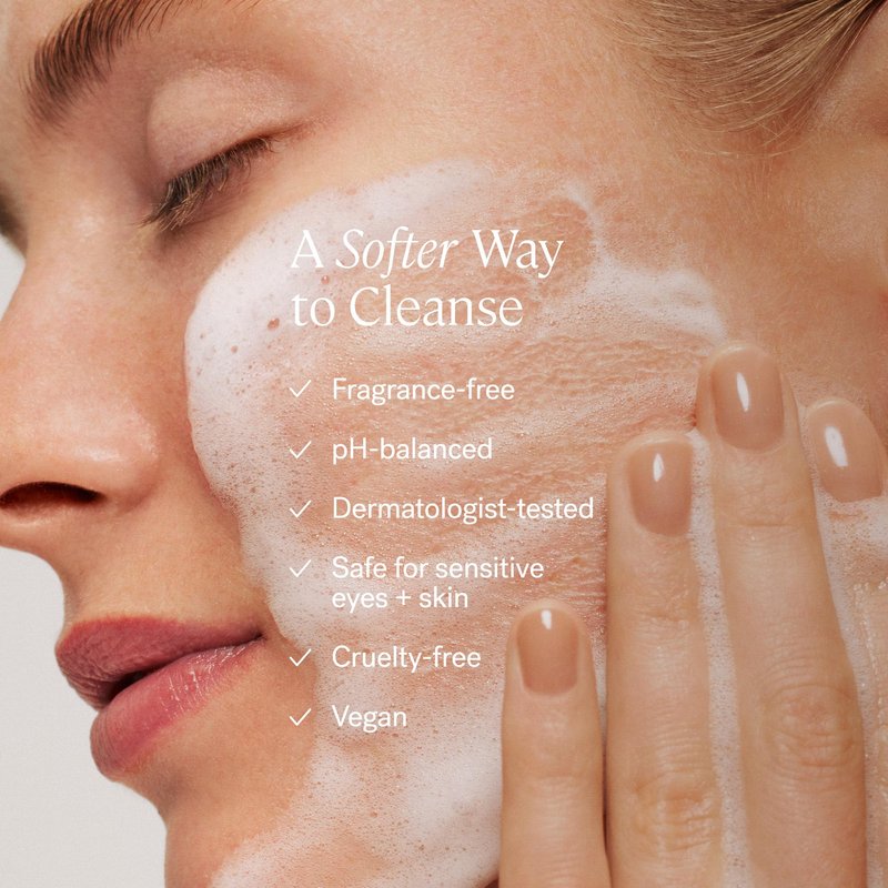 ILIA - The Cleanse Soft Foaming Cleanser + Makeup Remover | Replenish, Hydrate, Cleanse, Soften, Refresh Skin | Non-Toxic, Vegan, Cruelty-Free, Clean (6.76 fl oz | 200 ml)