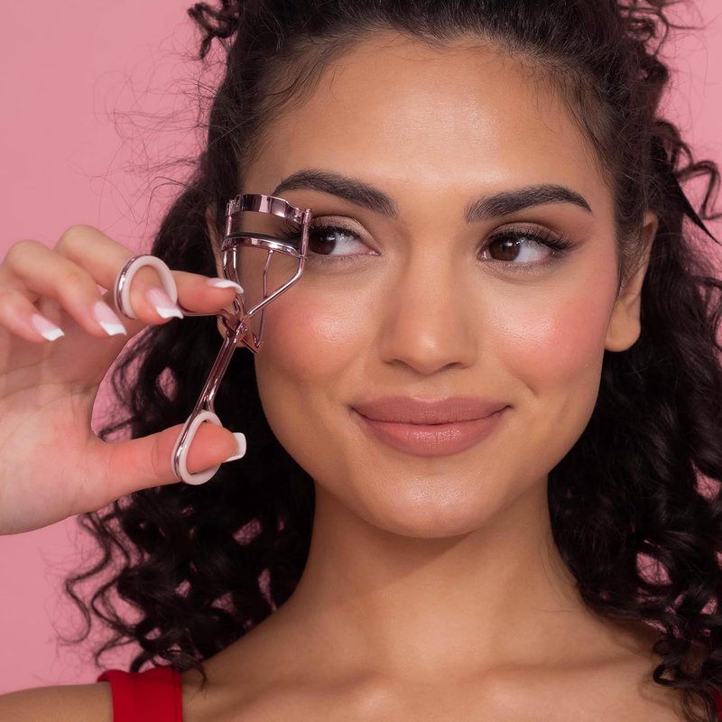 Pro Eyelash Curler - Rose Gold Curling Tool for Long-Lasting Lash Lift | Premium Silicone Pad