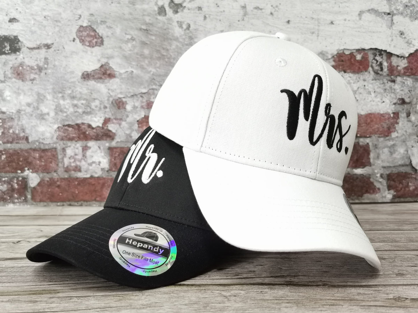 Mr and Mrs Hats, Embroidered Baseball Caps, Honeymoon and Wedding Gift for Couples, Black & White Bride Groom Matching Hats, Bridal Gift