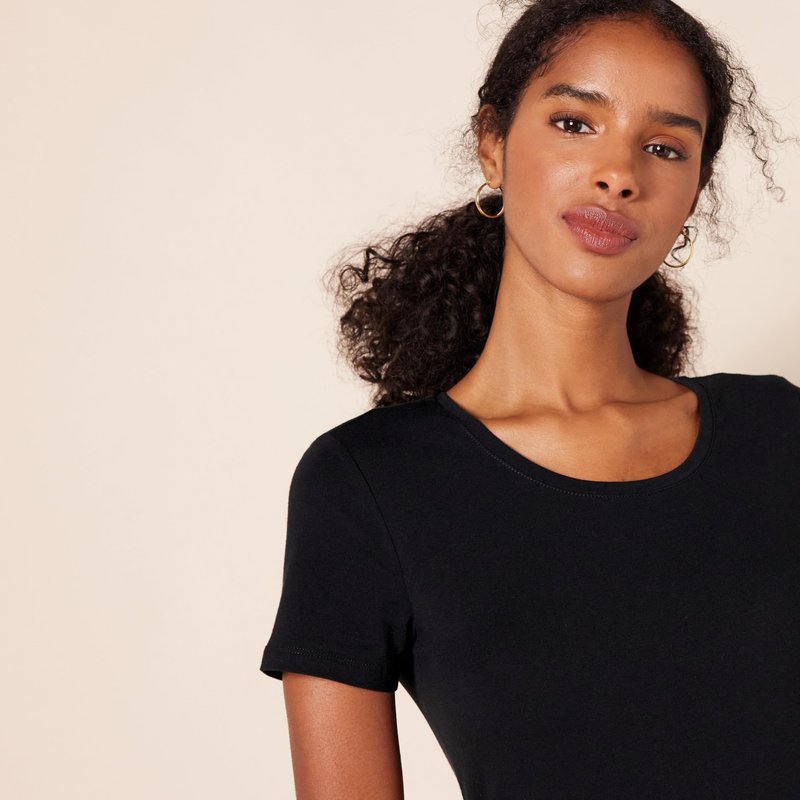 Amazon Essentials Women's Regular-Fit Short-Sleeve T-Shirt (Crewneck and V-Neck Options), Pack of 2, Black, Medium