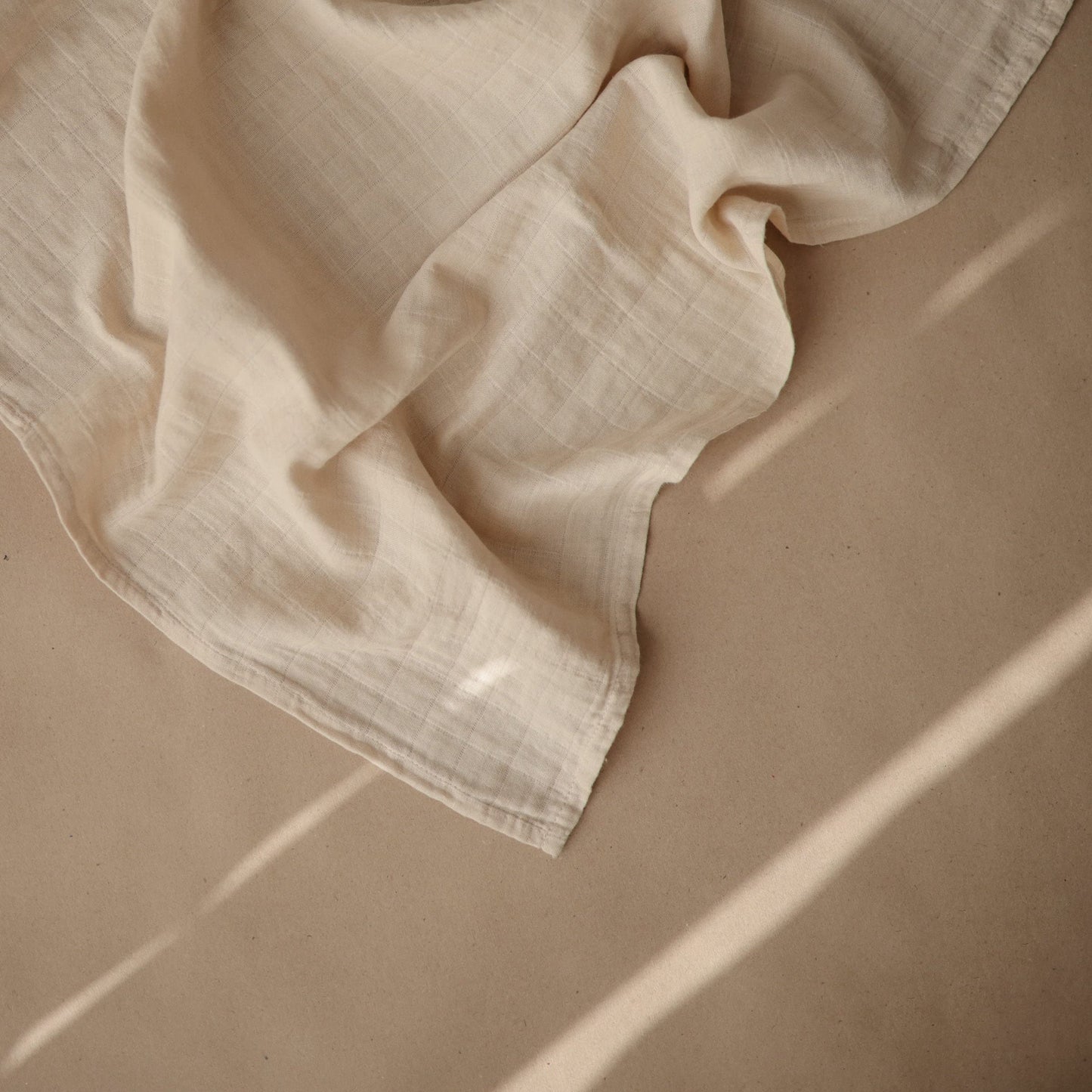 mushie Muslin Baby Cloths | 100% Organic Cotton | 23.5" x 23.5" (Flowers) 3-Pack