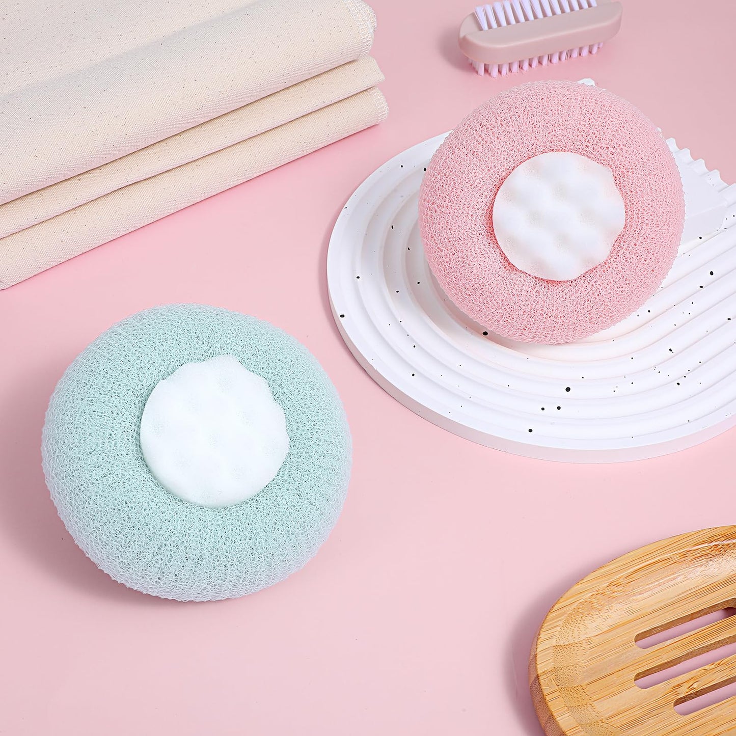 Ptwola 2 Pcs Soft Sunflower Suction Cup Bath Ball Bath Body Brush Exfoliating Mesh Bath Sponge Cleaning Scrubber Bath Sponge Brush with Comfortable Non-Slip Handle (Blue + Purple)
