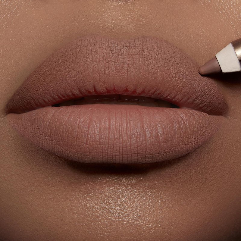 Charlotte Tilbury Lip Cheat Lip Liner Pencil - Gives Lips a Fuller-Looking, Defined Pout - Enriched with Jojoba Oil & Hyaluronic Acid - Waterproof, Smudge-Proof & Transfer-Proof - Iconic Nude