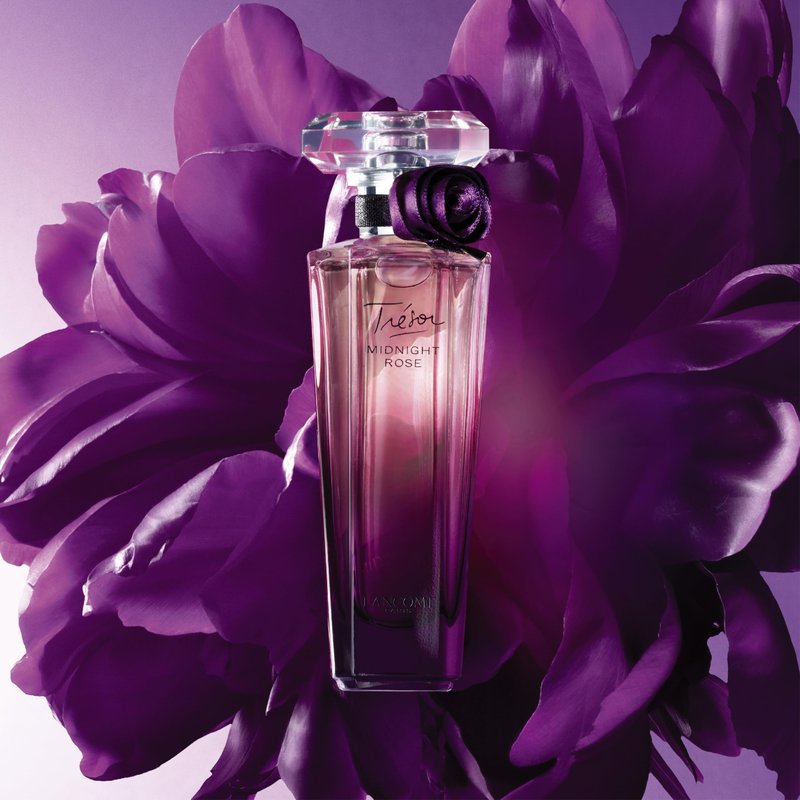 Lancôme Trésor Midnight Eau de Parfum - Long Lasting Fragrance with Notes of Raspberry, Blackcurrant & Vanilla Musk - Warm & Floral Women's Perfume - 1.7 Fl Oz