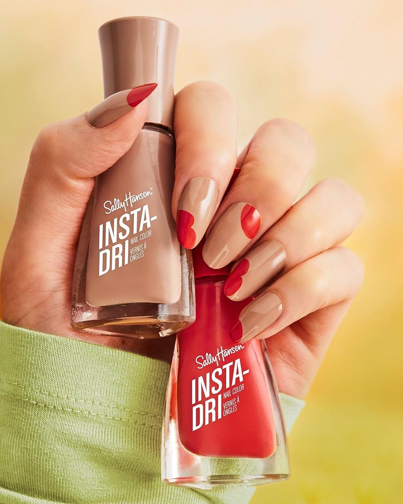 Sally Hansen Insta-Dri Nail Polish - City Chic Collection, Sprinkle | Fast-Drying, 0.31 Fl Oz (Pack of 2)