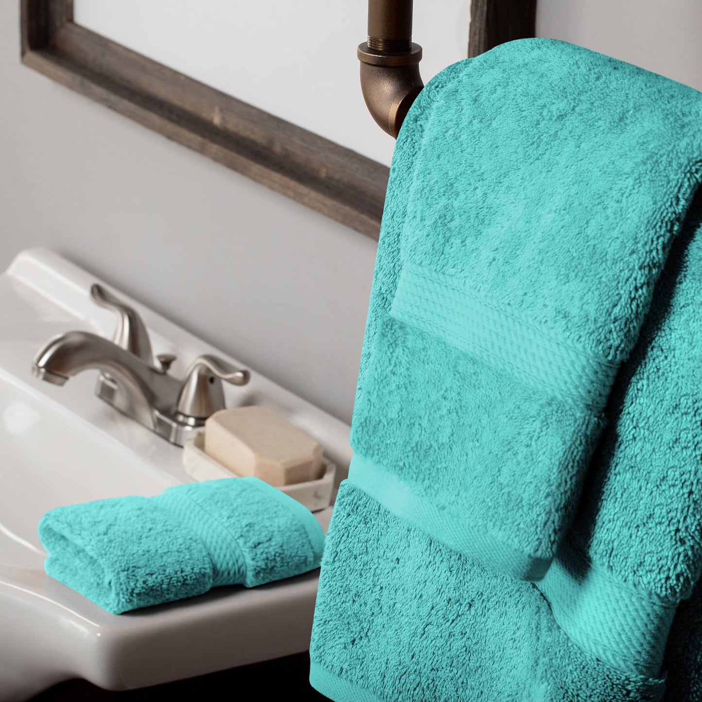 SUPERIOR Egyptian Cotton Pile 3 Piece Towel Set, Includes 1 Bath, 1 Hand, 1 Face Towel/Washcloth, Ultra Soft Luxury Towels, Thick Plush Essentials, Guest Bath, Spa, Hotel Bathroom, Turquoise