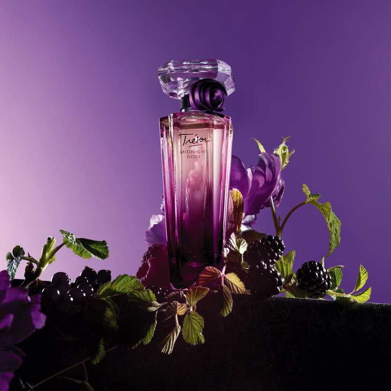 Lancôme Trésor Midnight Eau de Parfum - Long Lasting Fragrance with Notes of Raspberry, Blackcurrant & Vanilla Musk - Warm & Floral Women's Perfume - 1.7 Fl Oz