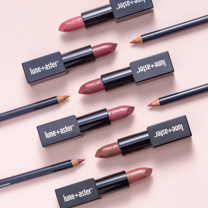 Lune+Aster PowerLips Lipstick - Loved - Formulated with nourishing jojoba oil, vitamin E and sunflower seed oil, the creamy, lightweight texture glides on smoothly