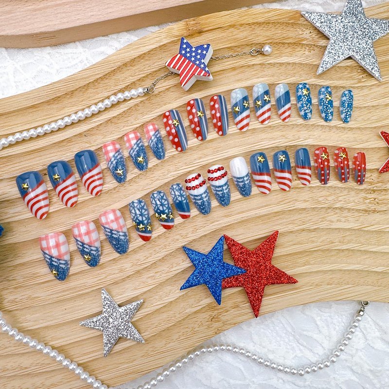 30Pcs 4th of July Press on Nails Medium Almond Fake Nails with Gold Star Red Rhinestones Designs American Flag Acrylic Nails Independence Day Patriotic False Nail July 4 Star Glue on Nails for Women