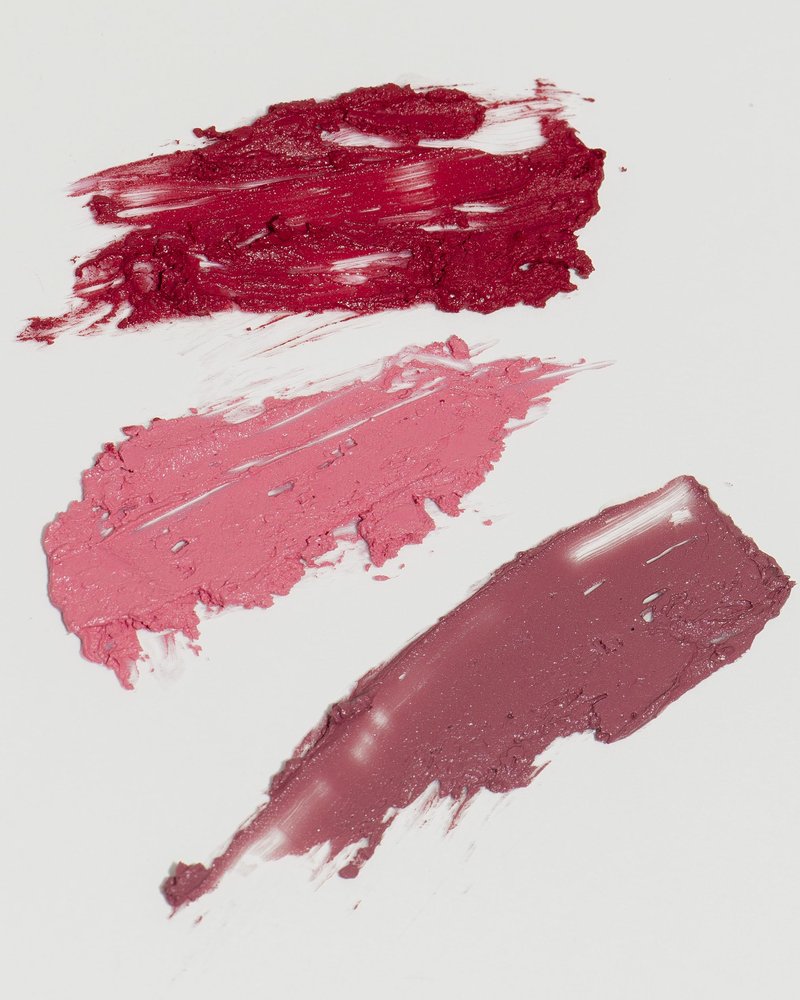Cheekbone Courage Cream Lip & Cheek, Heartberry, Multi-Use Cream Color for Lips and Cheeks, Buildable, Pigmented Formula with Jojoba Oil, Recyclable Packaging, Vegan & Cruelty Free, 0.14 oz.