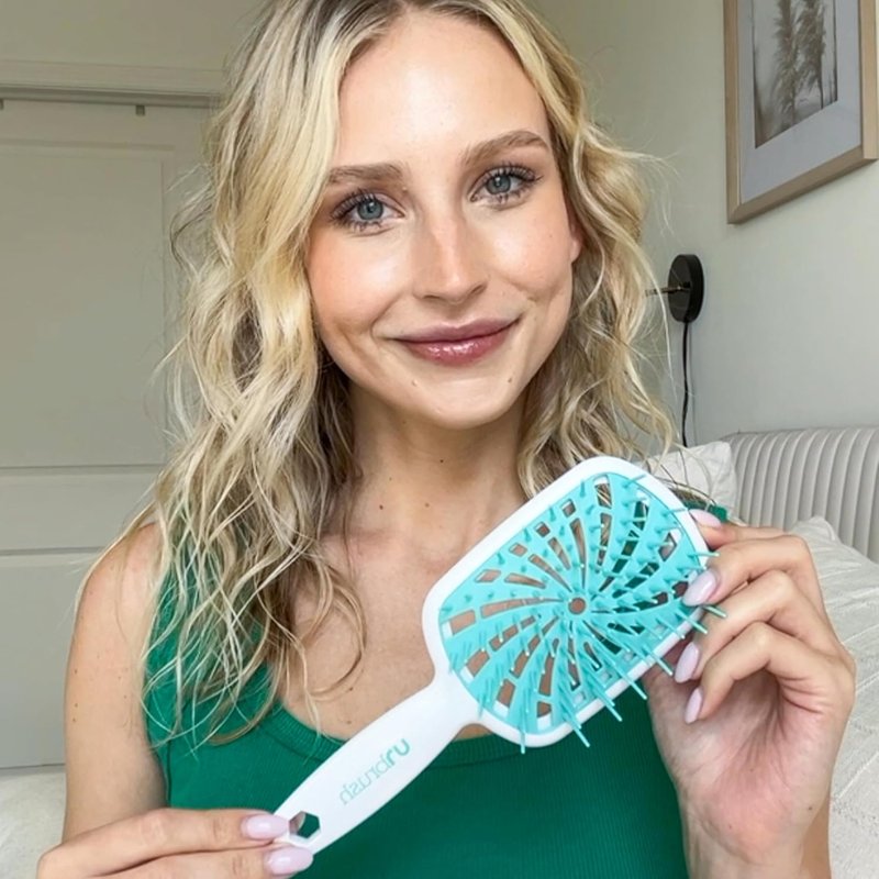 FHI Heat UNbrush Plus - Gentle Curly Hair Detangling Brush for Wet/Dry Hair | 84 UltraFlex Bristles, Lightweight Design