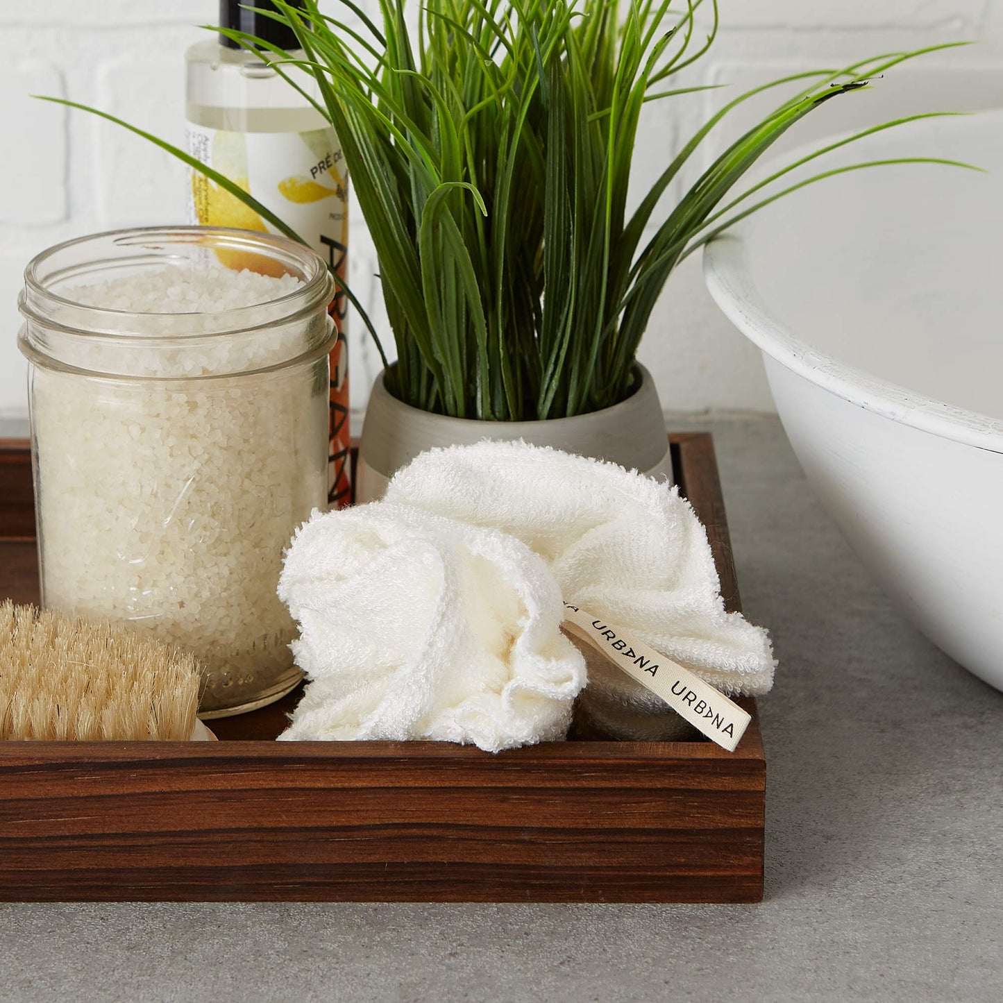 Urbana Spa Prive Bamboo Pouf, Natural & Reusable Creates Rich Lather Gentle Exfoliation