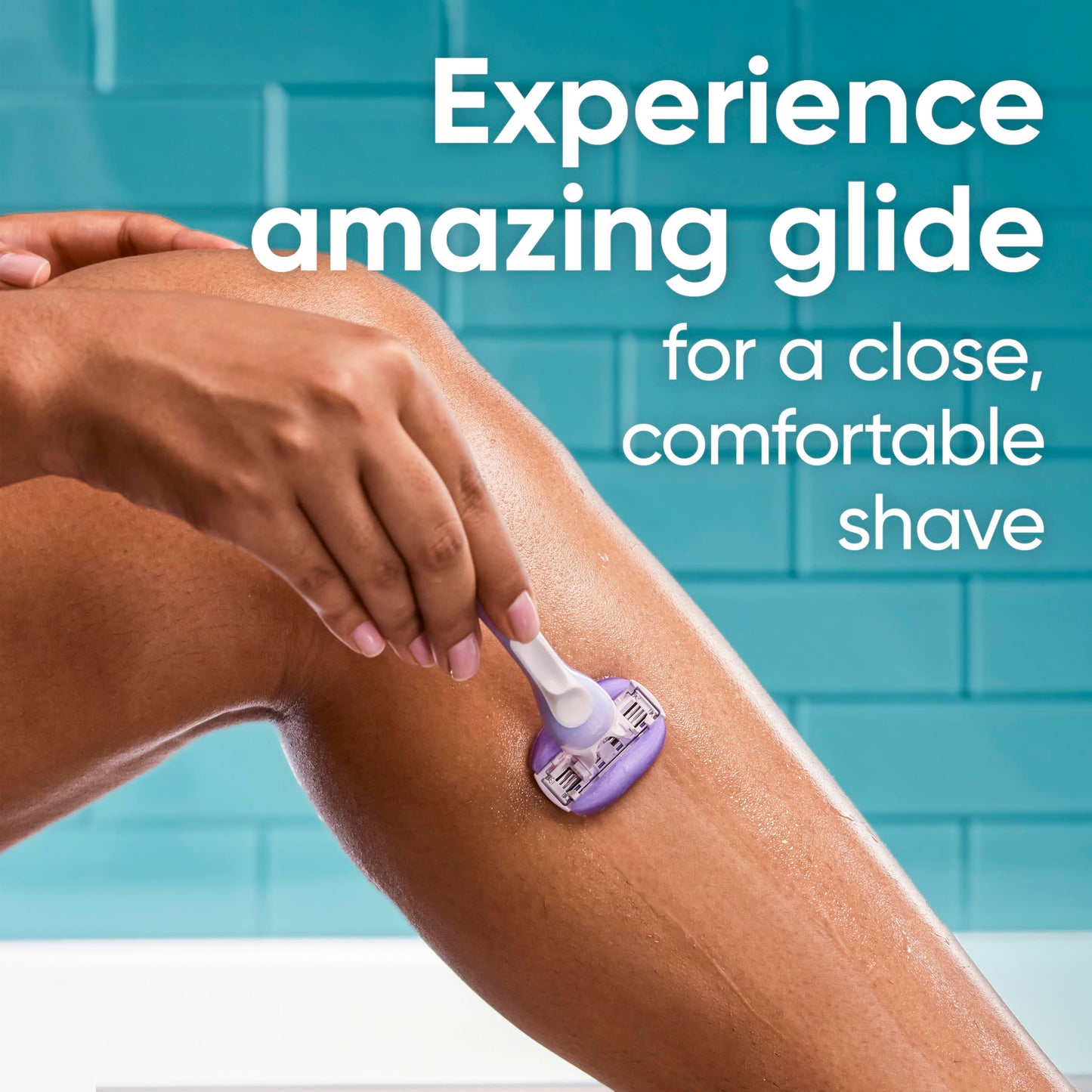 Gillette Venus ComfortGlide Touch of Vitamin E, Disposable Razor for Women, 3 Blades, Water-Activated Moisture Bars, 2ct