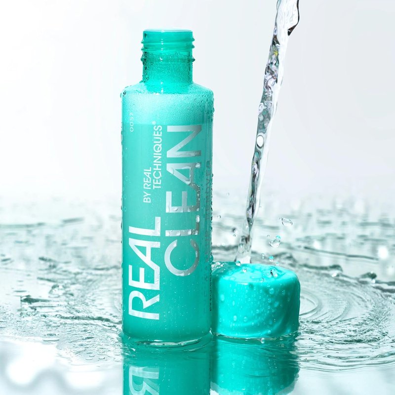 Real Techniques Eye Makeup Remover - Gentle Liquid with Hyaluronic Acid & Vitamin C | 4 fl. oz.
