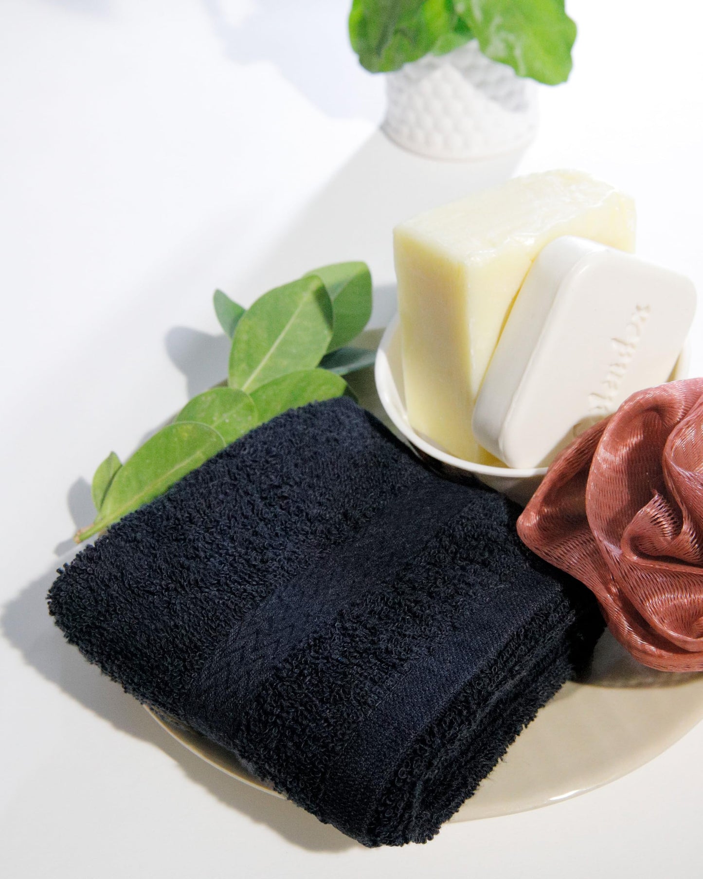 13 x13 Inches, Premium Wash Cloths Set,100% Cotton Ring Spun, Absorbent and fast dry, Soft Feel Essential Washcloths for Bathroom, Spa, Gym, and Face, fingertip towel,Daily use (Pack of 4) Black
