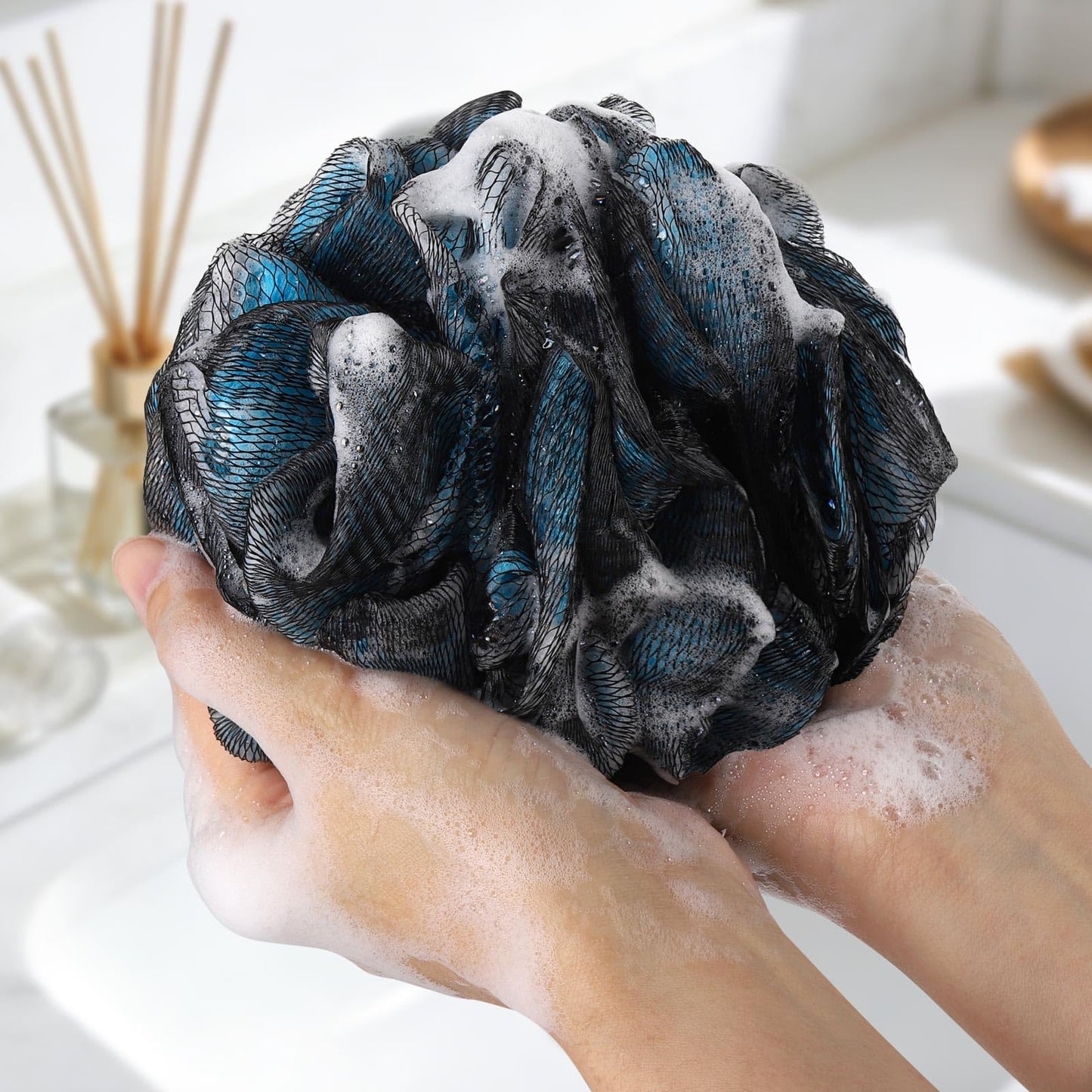 75g/Piece Loofah Bath and Shower Sponge Pouf, Mesh Bath Sponge Exfoliating Body Scrubber Ball Pack of 4, Large