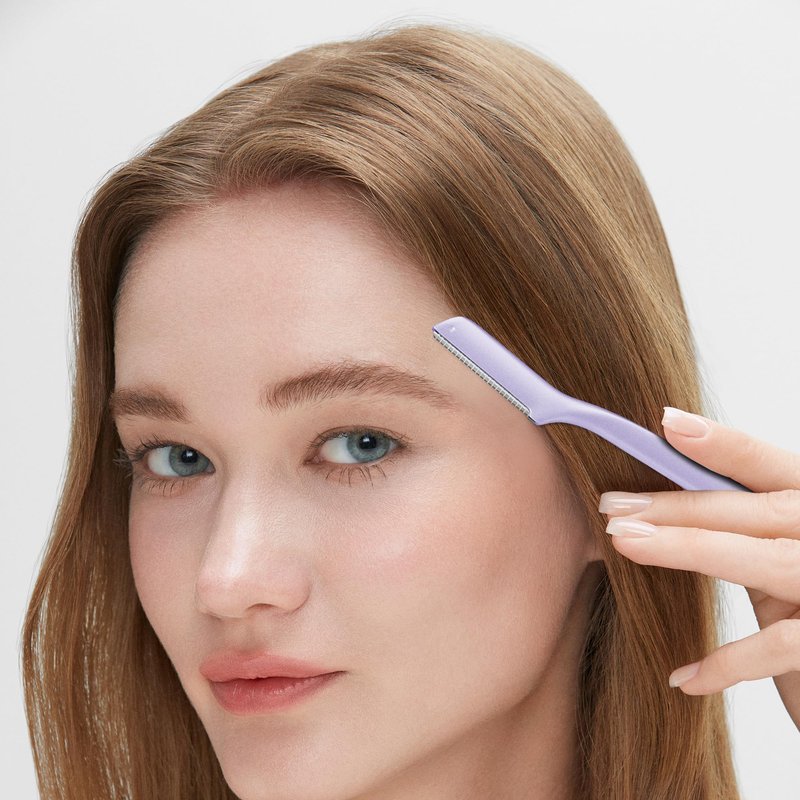 GöSol Professional Metal Dermaplaning Razor for Women, Reusable Face & Eyebrow Shaper for Peach Fuzz, At-Home Dead Skin Removal, Japanese Stainless Steel Blades W/Extra 3 Refills - Purple