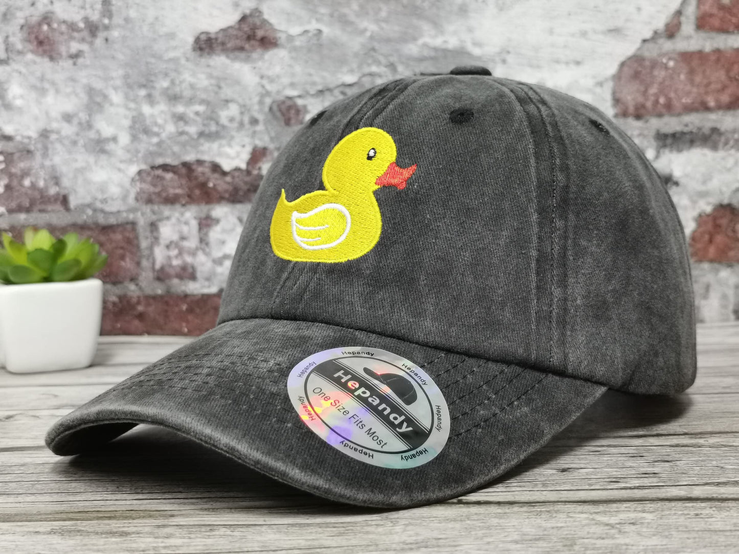 Hepandy Embroidered Yellow Duck Baseball Hat, Lover Gifts for Men Women, Washed Black Embroidery Adjustable Cap, Outdoor Snapback Hat Dad Hat