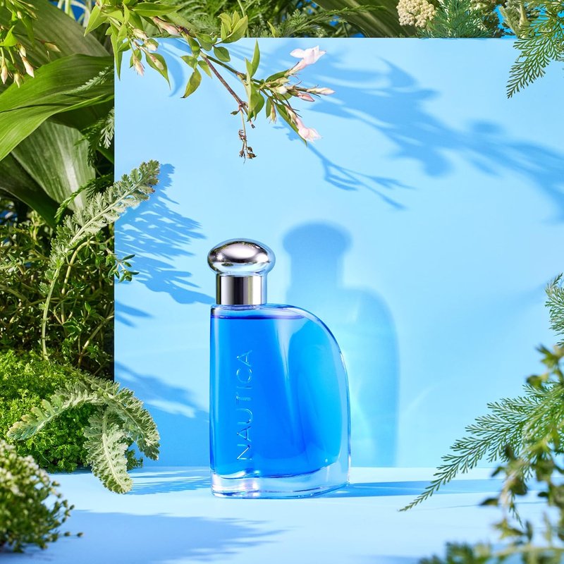 Nautica Blue Eau de Toilette - Men's Fragrance with Basil, Jasmine & Cedarwood | 3.4 fl oz Travel Size