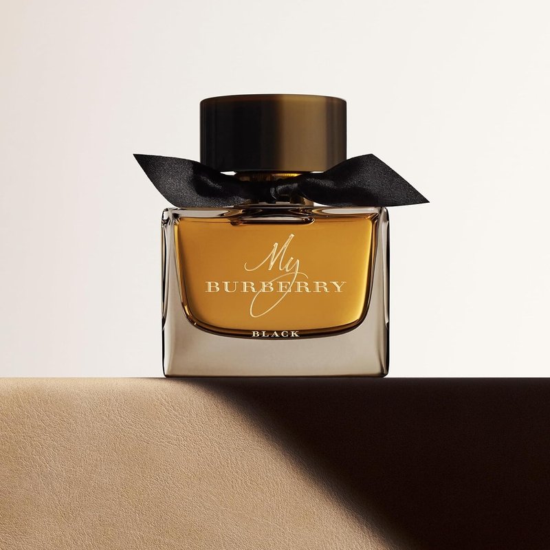 Burberry My Burberry Black Eau de Parfum - Women's Floral Fragrance with Jasmine, Rose & Amber - Long-Lasting Luxury Perfume