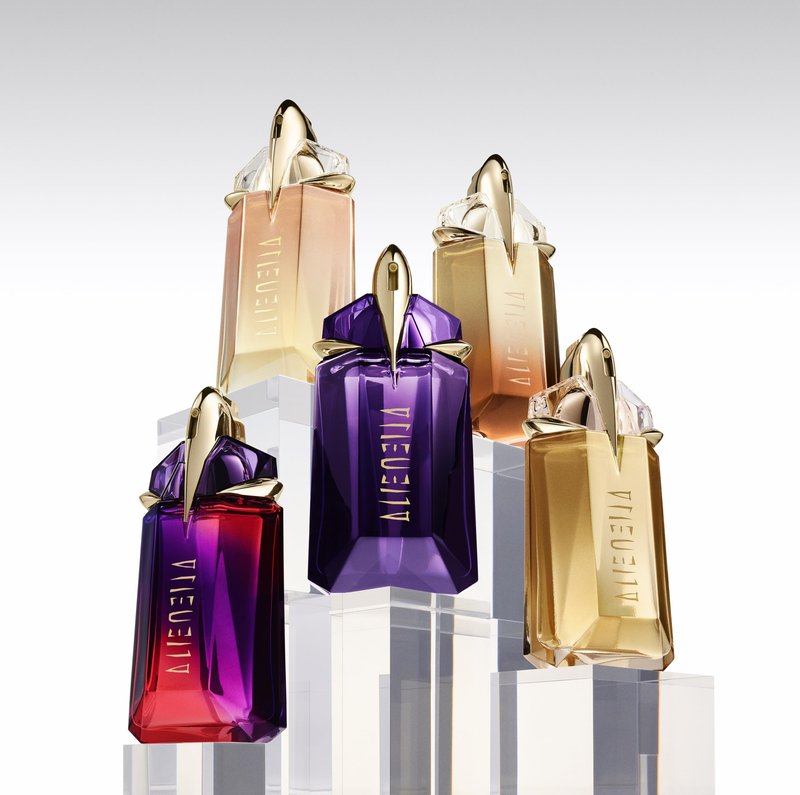Mugler Alien Goddess - Eau de Parfum - Women's Perfume - Floral & Woody - With Bergamot, Jasmine, and Vanilla - Long Lasting Fragrance - 2.0 Fl Oz