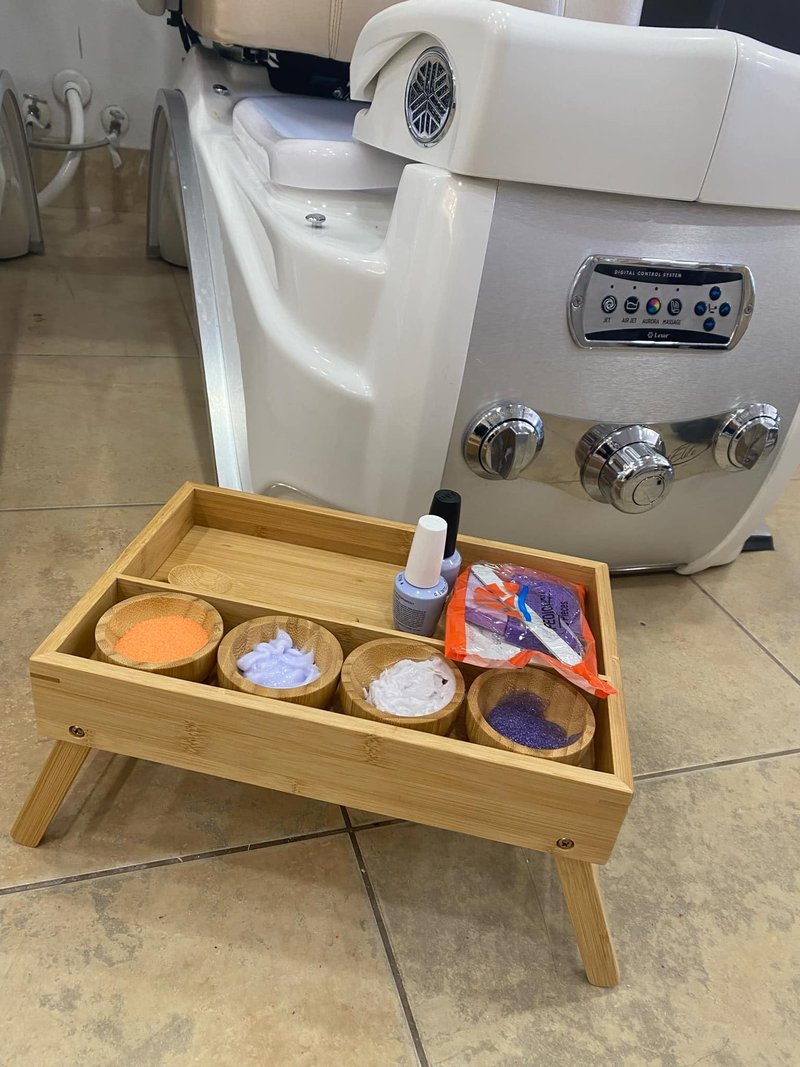 Pedicure Spa Tray with Legs Made with Bamboo 31cm x 21cm x 5cm (Legs 13.5cm)