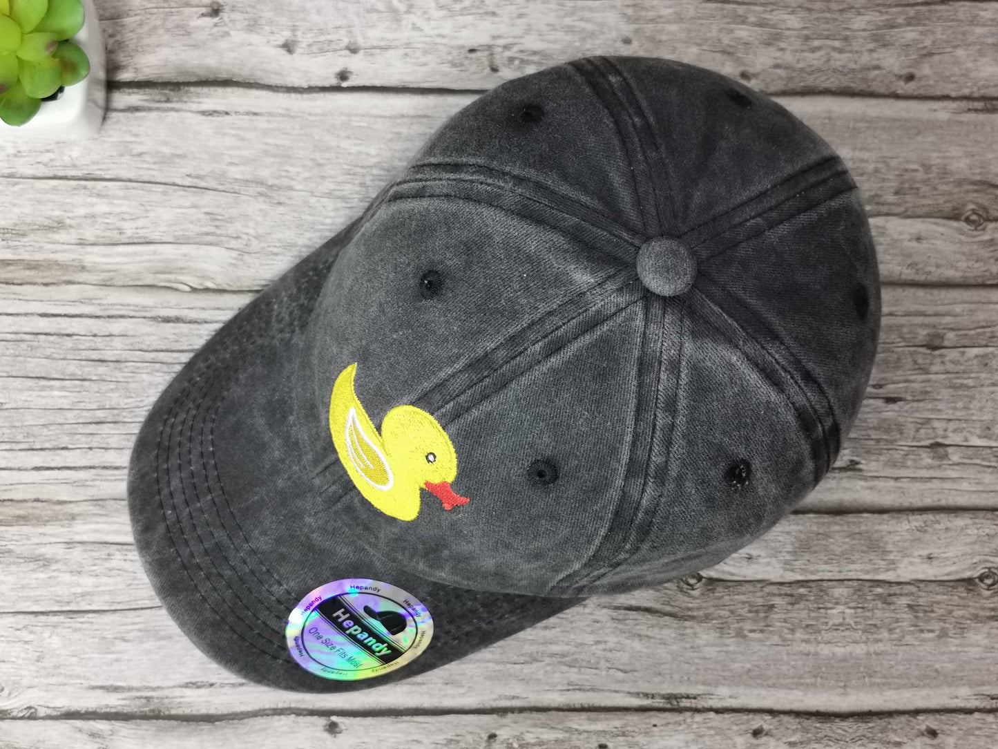 Hepandy Embroidered Yellow Duck Baseball Hat, Lover Gifts for Men Women, Washed Black Embroidery Adjustable Cap, Outdoor Snapback Hat Dad Hat