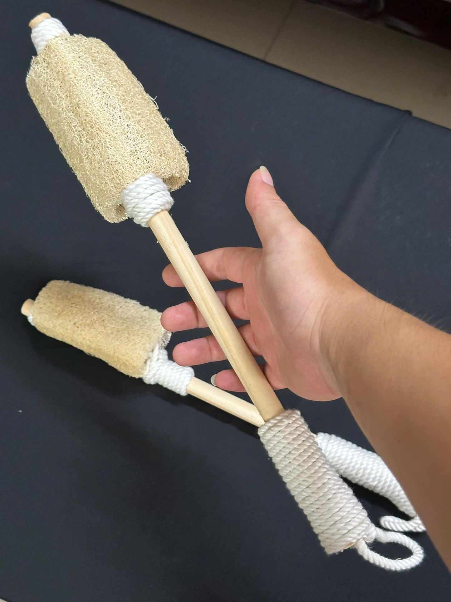 Natural Loofah Back Scrubber with Long Handle 2 Pcs – Natural Loofah Sponge & Brush for Men Women – Loofah with Handle for Bath & Shower, Exfoliating Back Loofa