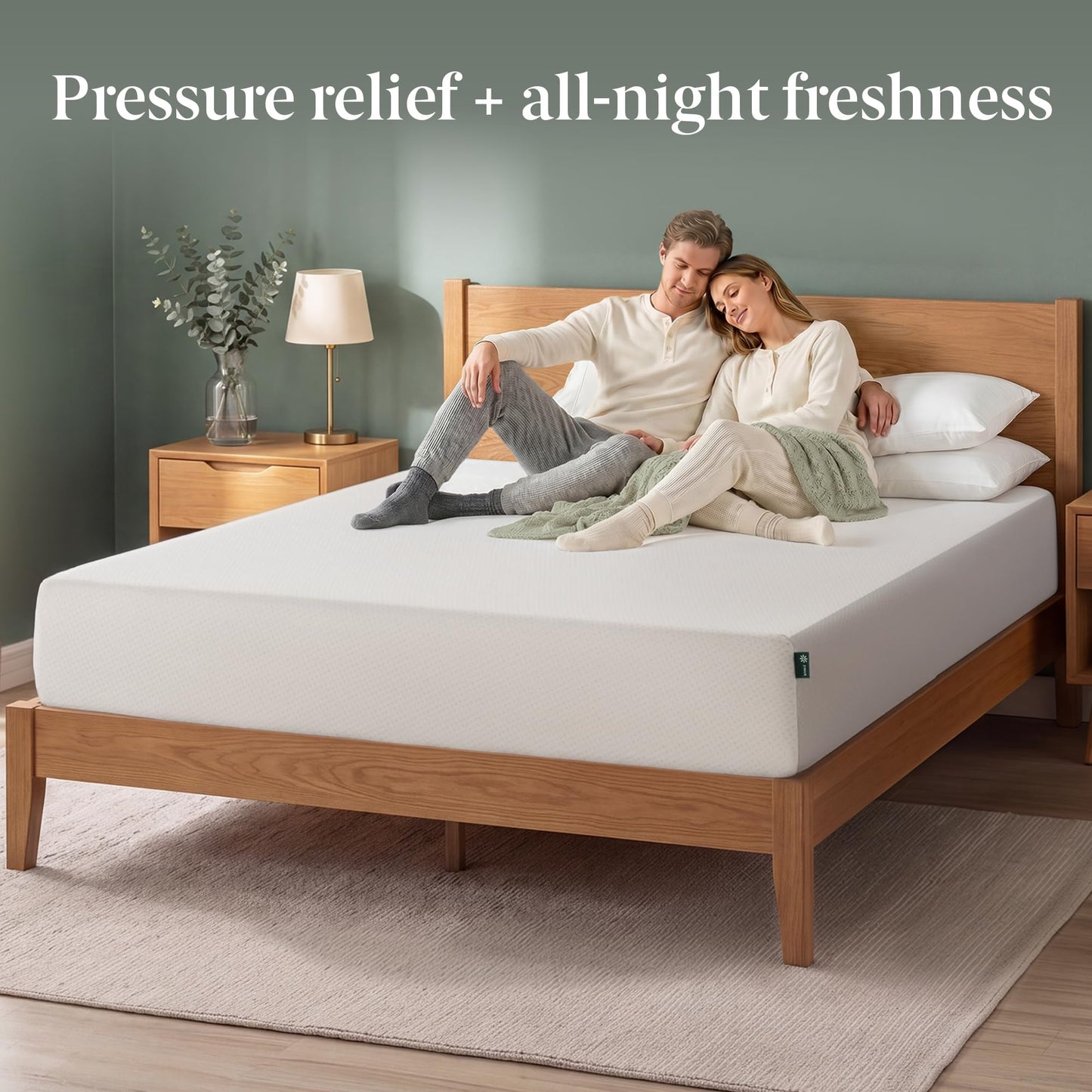 Zinus 10 Inch Queen Green Tea Memory Foam Mattress [New Version], Fiberglass Free, Medium Firm Feel, Zoned Pressure Relief, Certified Safe Foams & Fabric, Mattress in A Box