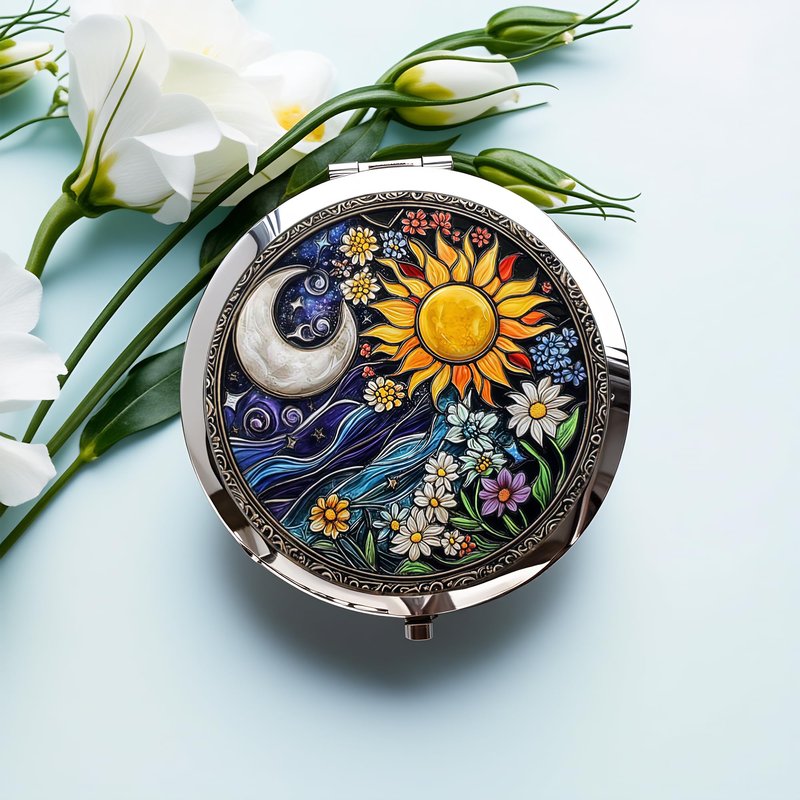 Silver Compact Mirror, 2.8x2.8inch Double-Sided Folding Makeup Mirror with Design, Ideal Gift for Women
