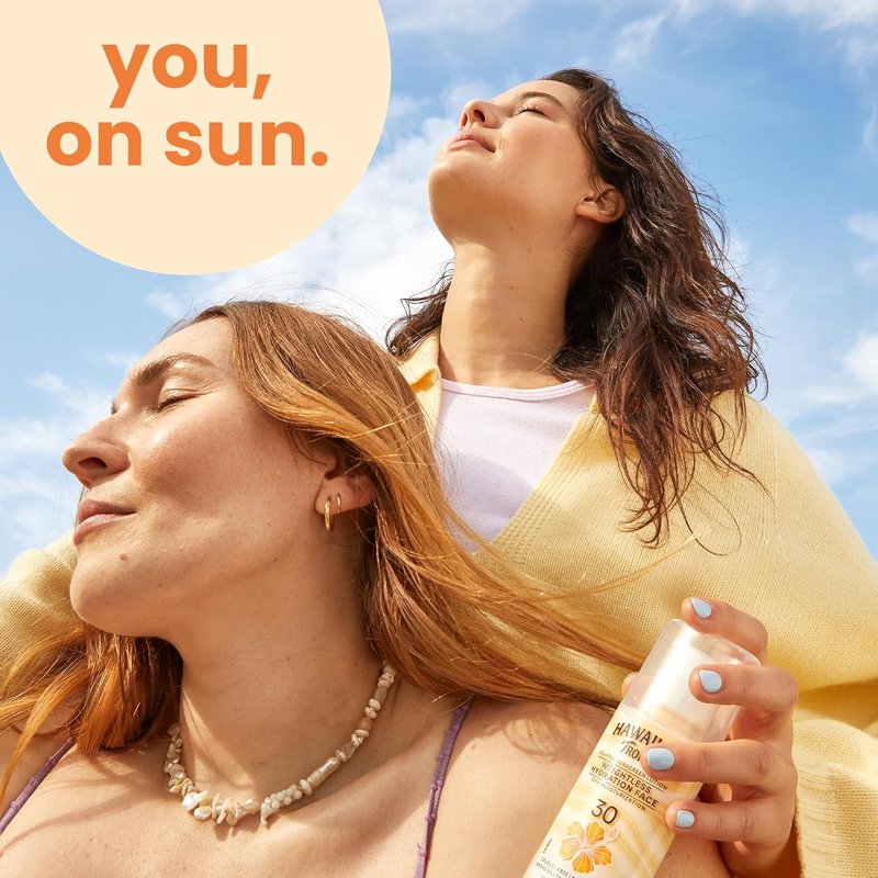 Hawaiian Tropic Weightless Hydration Lotion Sunscreen SPF 30 - Travel Size 1.7oz | Ideal for Beach & Summer Protection