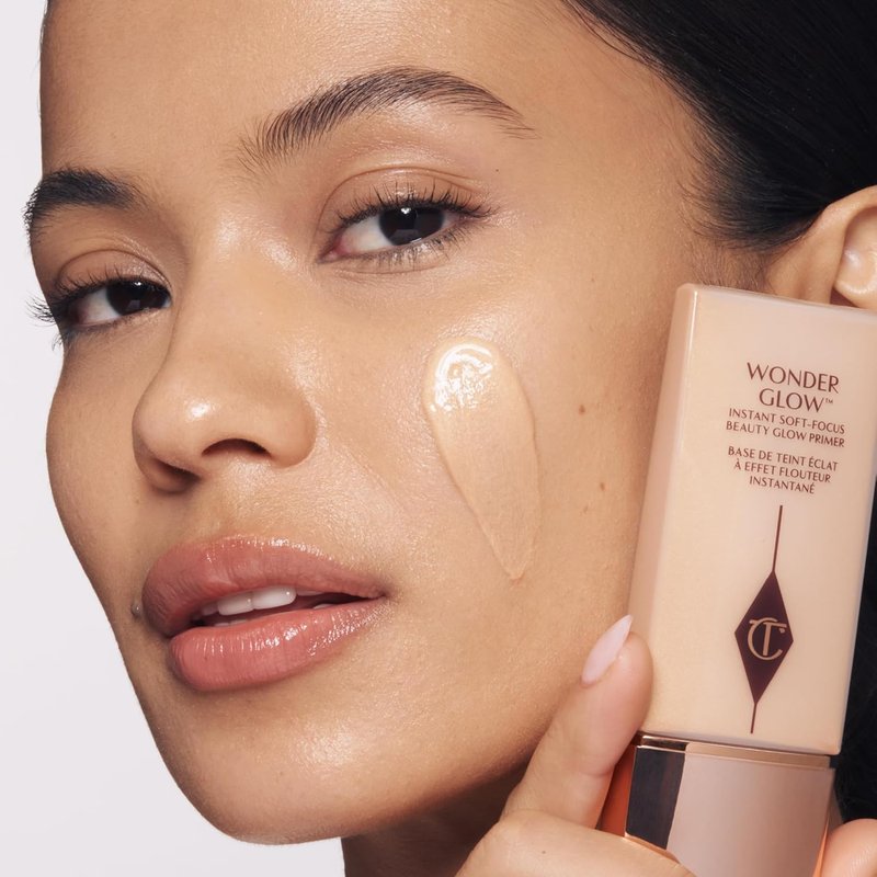 Charlotte Tilbury Wonderglow Face Primer - Illuminating Hydrating Primer for Dewy Skin | Blurs Imperfections & Fine Lines