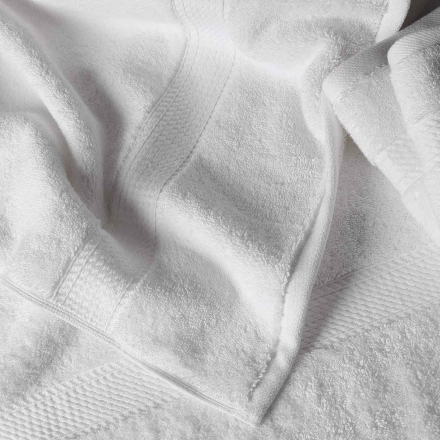 SUPERIOR Egyptian Cotton Ultra Plush & Absorbent, 6 Piece Set, White
