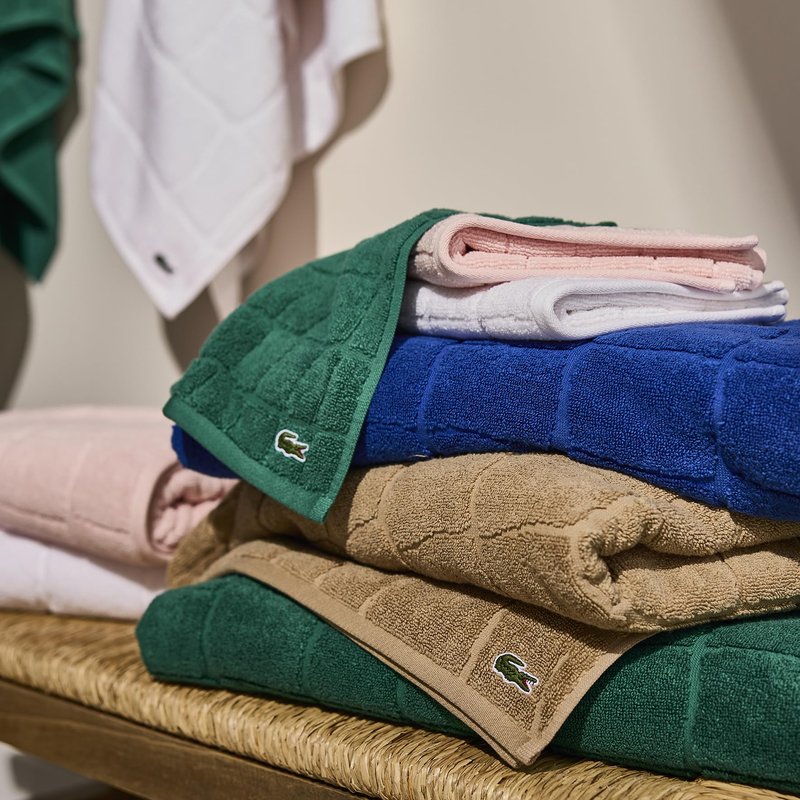 Lacoste Croc Scale 100% Cotton Towels – Highly Absorbent & Quick Drying, Premium Super Soft, Light Pink, 2 Bath Towels (30"x56"), 2 Hand Towels (16"x30"), 2 Washcloths (13"x13") 6PC Bath Towel Set