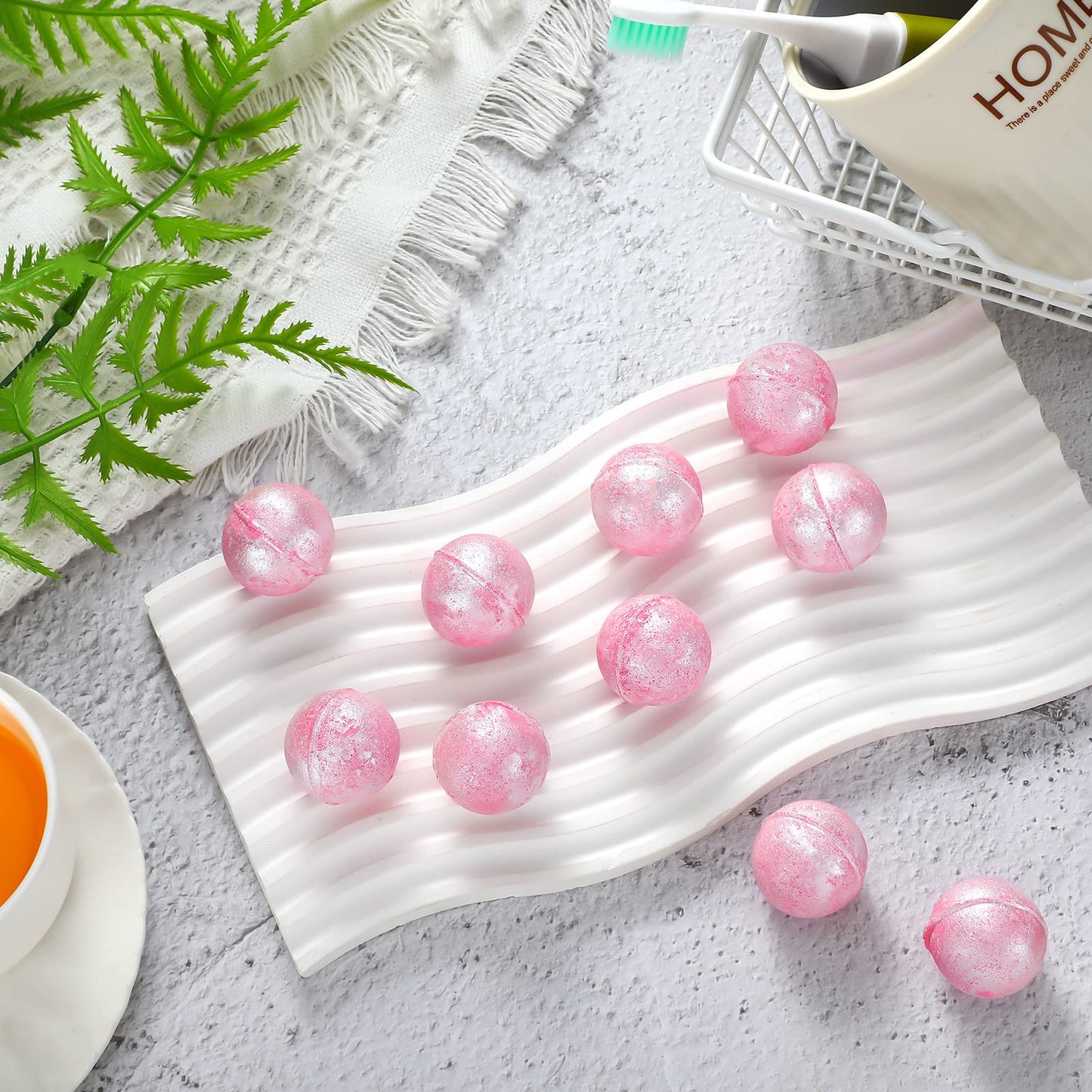 Demissle 20 Pcs 0.53 oz Bath Bombs Bath Fizzies Mini Bath Balls for Women Relaxing Refreshing Bath Bombs Gift Set with Glitter for Bubble Spa(Pink)