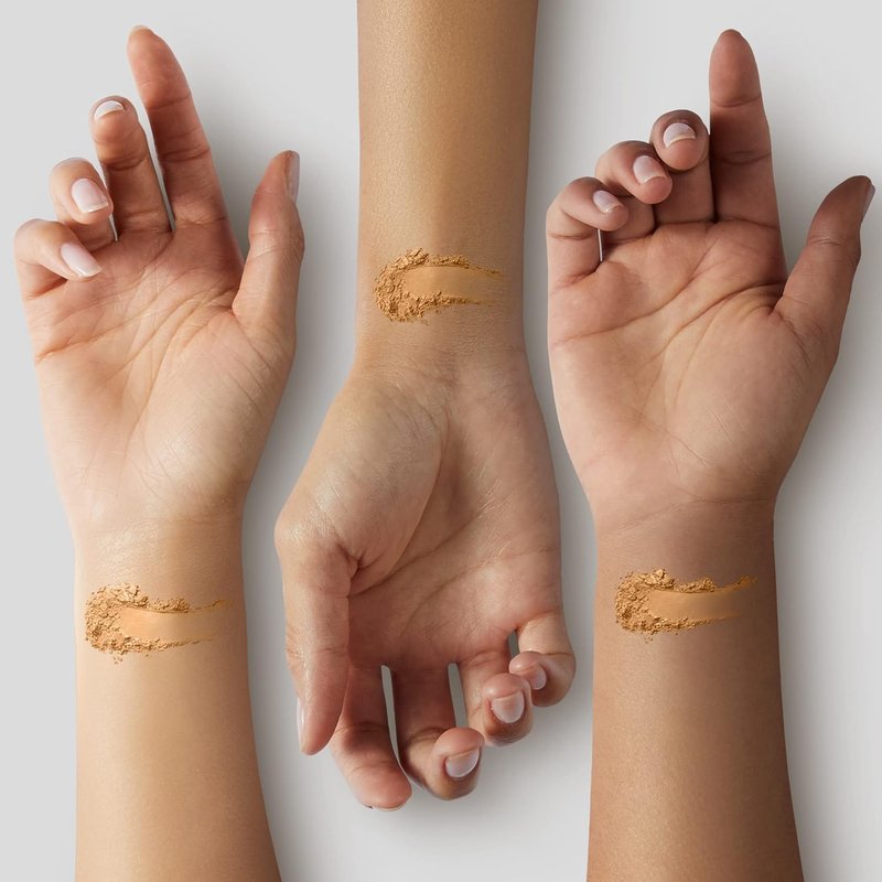 Bare Focus Clarifying Finishing Powder - Matte Pressed Setting Powder | Medium-Tan Shade