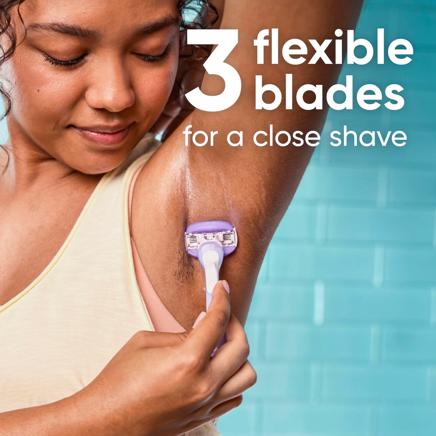 Gillette Venus ComfortGlide Touch of Vitamin E, Disposable Razor for Women, 3 Blades, Water-Activated Moisture Bars, 2ct