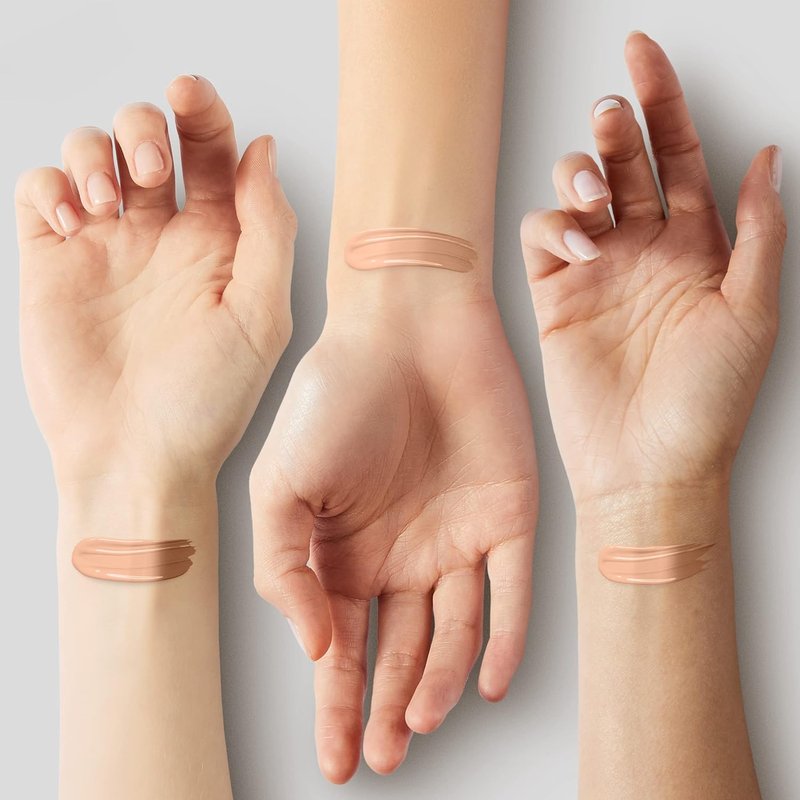COVERGIRL Simply Ageless 3-in-1 Liquid Foundation - Matte Finish, Hyaluronic & Vitamin C, 205 Ivory, 1 Count