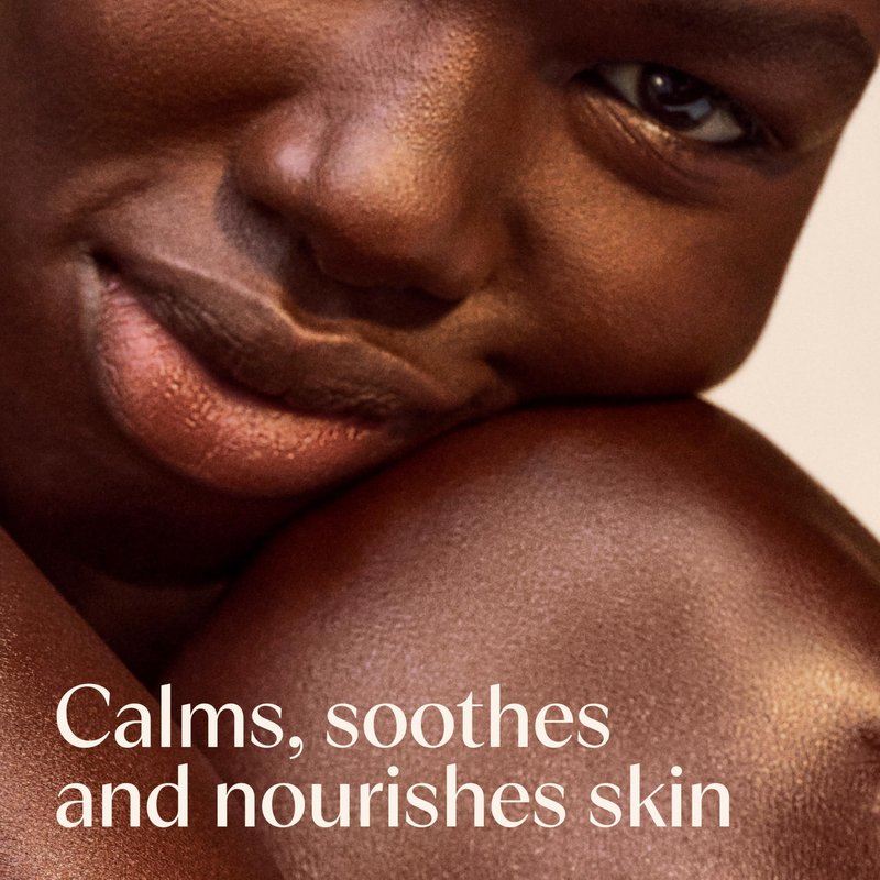 Aveeno Calm + Restore Unscented Makeup Remover Face Wipes, Fragrance Free Facial Cleansing Towelettes with Oat Extract & Calming Feverfew Leave Skin Feeling Soothed, Alcohol Free, 25 ct