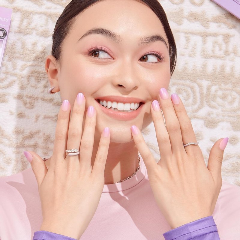 Impress Color Ombre Press On Nails - 'Take A Chance' Purple Short Oval | Chip Proof & Smudge Proof