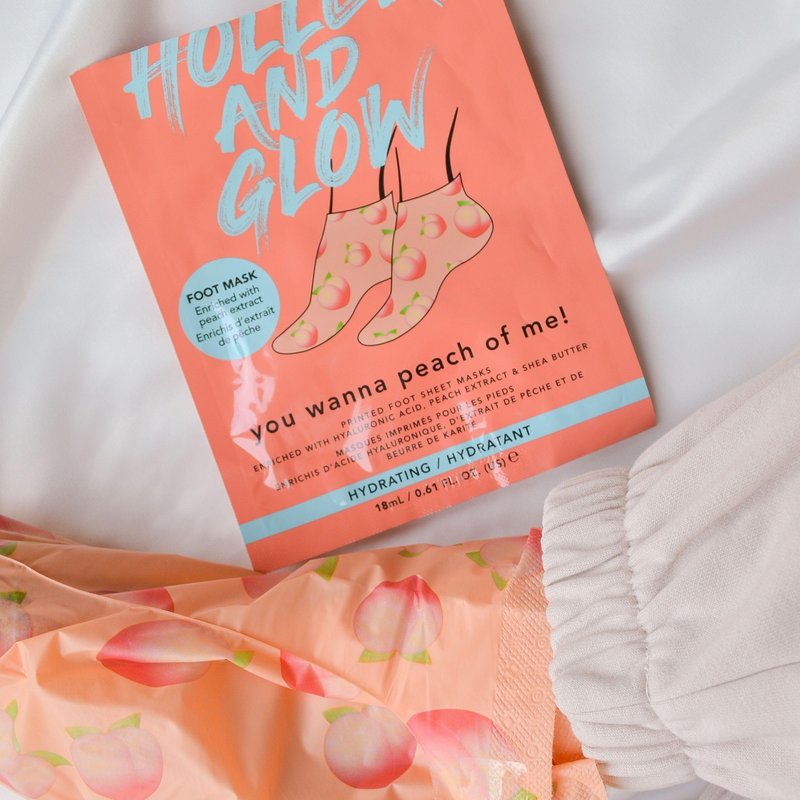 Holler And Glow Printed Foot Mask Variety Pack, Masks For Dry Cracked Feet, Peach & Vanilla Scented, Infused With Hyaluronic Acid, Hydrating Foot Care Treatment, Moisturizing Socks, 6 Piece Set